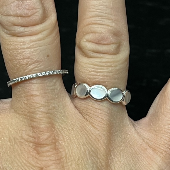 All-Around Tiny Ovals Ring in Sterling Silver and Mother of Pearl - Picture 13 of 13